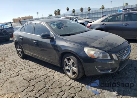 2012 Volvo S60 T5 из США, поврежденный, VIN YV1622FSXC2034846